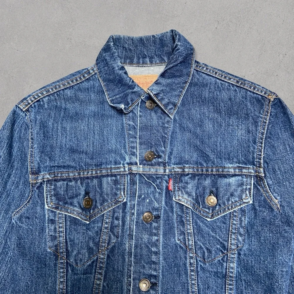 Vintage Early 70s Levi's Denim Trucker Jacket Size 36 USA Made Factory Code 52